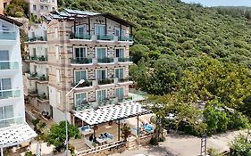 Kas Maki Hotel